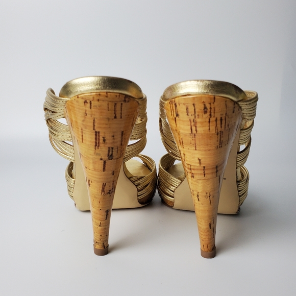 JLO Golden Heels Size 7 - Picture 3 of 9